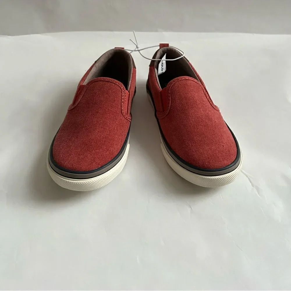 Old Navy Boy slip on shoes size 9